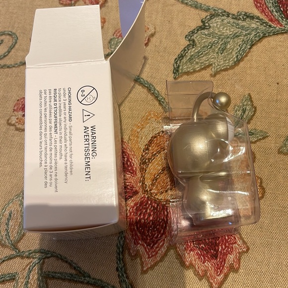 Gold Cricut cutie - Picture 5 of 5